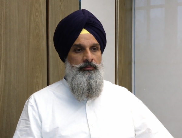 ਸ਼੍ਰੋਮਣੀ ਅਕਾਲੀ ਦਲ ਦੇ ਸੀਨੀਅਰ ਆਗੂ ਬਿਕਰਮ ਸਿੰਘ ਮਜੀਠੀਆ