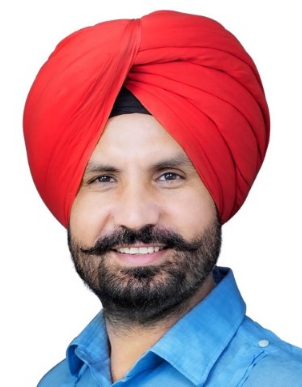 ਪੰਜਾਬ ਕਾਂਗਰਸ ਕਮੇਟੀ ਦੇ ਪ੍ਰਧਾਨ ਅਮਰਿੰਦਰ ਸਿੰਘ ਰਾਜਾ ਵੜਿੰਗ ਪੰਜਾਬ ਕਾਂਗਰਸ ਕਮੇਟੀ ਦੇ ਪ੍ਰਧਾਨ ਅਮਰਿੰਦਰ ਸਿੰਘ ਰਾਜਾ ਵੜਿੰਗ