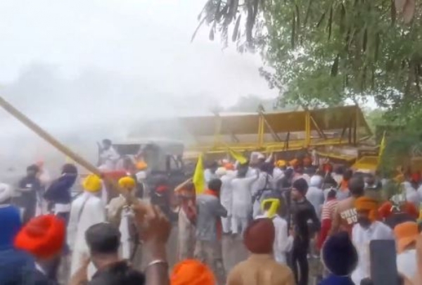 ਬੰਦੀ ਸਿੰਘਾਂ ਦੀ ਰਿਹਾਈ ਦੀ ਮੰਗ ਨੂੰ ਲੈ ਕੇ ਚੰਡੀਗੜ੍ਹ ਵਿੱਚ ਪ੍ਰਦਰਸ਼ਨ ਦਾ ਦ੍ਰਿਸ਼।