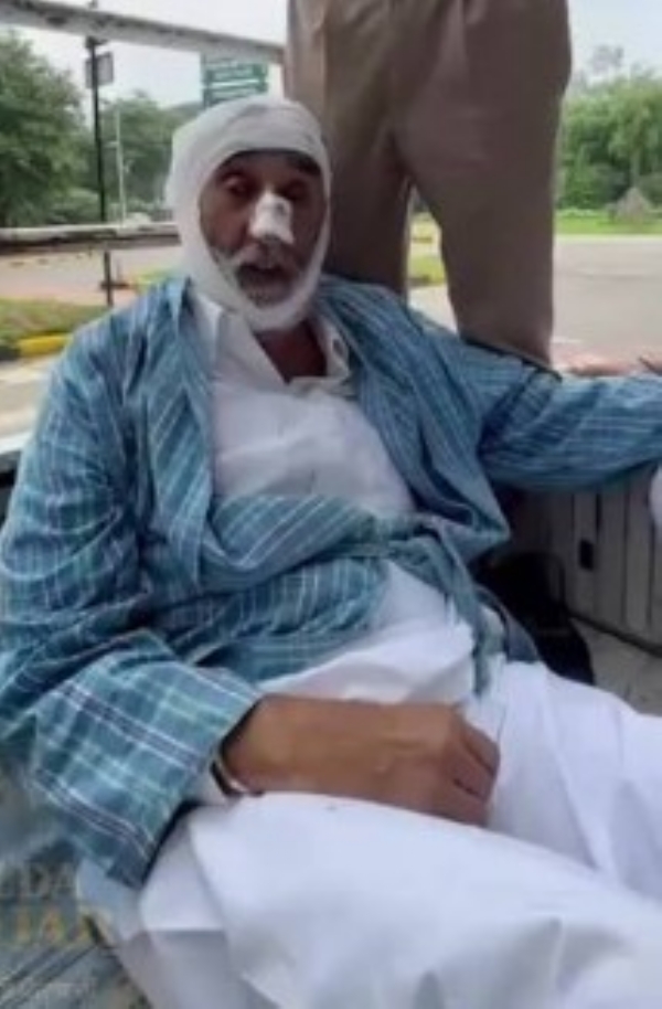 ਸਿਮਰਨਜੀਤ ਸਿੰਘ ਮਾਨ ਵੱਲੋਂ ਭੇਸ ਬਦਲ ਚੰਡੀਗੜ੍ਹ ਦਾਖਲ ਹੋਣ ਦੀ ਫੋਟੋ।