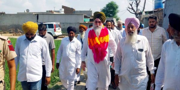 ਸਪੀਕਰ ਨੇ ਪਿੰਡ ਸੰਧਵਾਂ ਵਿਖੇ ਰਸਤੇ ਦੀ ਉਸਾਰੀ ਦਾ ਕੰਮ ਸ਼ੁਰੂ ਕਰਵਾਇਆ