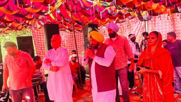 ਕੈਬਨਿਟ ਮੰਤਰੀ ਹਰਭਜਨ ਸਿੰਘ ਈਟੀਓ  ਸੰਬੋਧਨ ਕਰਦੇ ਹੋਏ।