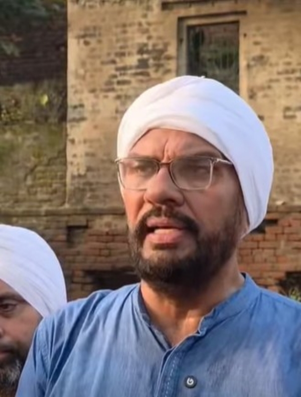 ਸਫਾਈ ਸਬੰਧੀ ਜਾਣਕਾਰੀ ਦਿੰਦੇ ਹੋਏ ਅਜਨਾਲਾ ਵਿੱਚ ਵਿਧਾਇਕ ਕੁਲਦੀਪ ਸਿੰਘ ਧਾਲੀਵਾਲ ਸਫਾਈ ਸਬੰਧੀ ਜਾਣਕਾਰੀ ਦਿੰਦੇ ਹੋਏ ਅਜਨਾਲਾ ਵਿੱਚ ਵਿਧਾਇਕ ਕੁਲਦੀਪ ਸਿੰਘ ਧਾਲੀਵਾਲ
