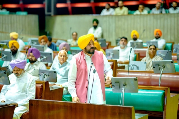 ਵਿਧਾਨ ਸਭਾ ਦੌਰਾਨ ਸੰਬੋਧਨ ਕਰਦੇ ਹੋਏ ਮੁੱਖ ਮੰਤਰੀ ਭਗਵੰਤ ਸਿੰਘ ਮਾਨ। ਵਿਧਾਨ ਸਭਾ ਦੌਰਾਨ ਸੰਬੋਧਨ ਕਰਦੇ ਹੋਏ ਮੁੱਖ ਮੰਤਰੀ ਭਗਵੰਤ ਸਿੰਘ ਮਾਨ।
