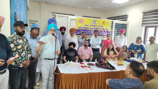 ਲਾਇਬ੍ਰੇਰੀ ਦੇ ਉਦਘਾਟਨ ਸਮਾਗਮ ਦੌਰਾਨ ਸੰਬੋਧਨ ਕਰਦੇ ਹੋਏ ਵਿਧਾਇਕ ਡਾ. ਇੰਦਰਬੀਰ ਸਿੰਘ। ਲਾਇਬ੍ਰੇਰੀ ਦੇ ਉਦਘਾਟਨ ਸਮਾਗਮ ਦੌਰਾਨ ਸੰਬੋਧਨ ਕਰਦੇ ਹੋਏ ਵਿਧਾਇਕ ਡਾ. ਇੰਦਰਬੀਰ ਸਿੰਘ।