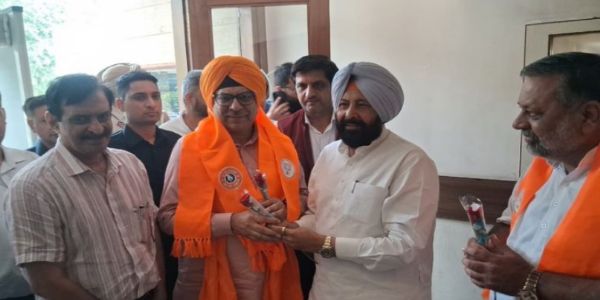 ਪੰਜਾਬ ਭਾਜਪਾ ਵੱਲੋਂ ਵੀ.ਆਈ.ਪੀ. ਕਲਚਰ ਤੋਂ ਦੂਰੀ ਦਾ ਸੰਕੇਤ, ਸਤੀਸ਼ ਪੂਨੀਆ ਨੇ ਸਵਾਗਤ ਸਾਦਾ ਰੱਖਣ ਦੀ ਕੀਤੀ ਅਪੀਲ