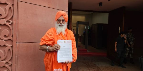 ਰੂਸ ਵਿੱਚ ਫਸੇ ਭਾਰਤੀ ਨੌਜਵਾਨਾਂ ਦੀ ਸੁਰੱਖਿਅਤ ਵਾਪਸੀ ਲਈ ਸੰਤ ਸੀਚੇਵਾਲ ਨੇ ਵਿਦੇਸ਼ ਮੰਤਰੀ ਨੂੰ ਲਿਖਿਆ ਪੱਤਰ