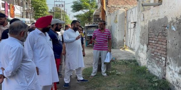 ਮਿਸ਼ਨ ਕਲੀਨ ਪੰਜਾਬ ਦੇ ਦੂਜੇ ਪੜਾਅ ਤਹਿਤ ਨਵੀਂ ਆਬਾਦੀ ਵਿੱਚ ਸਫਾਈ ਮੁਹਿੰਮ : ਵਿਧਾਇਕ ਨਰਿੰਦਰਪਾਲ ਸਿੰਘ ਸਵਨਾ