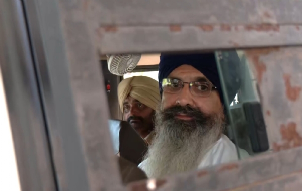 ਬਖਤਰਬੰਦ ਗੱਡੀ ਬੰਦ ਬਲਵੰਤ ਸਿੰਘ ਰਾਜੋਆਣਾ