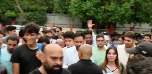 ਪ੍ਰਦਰਸ਼ਨਕਾਰੀ।